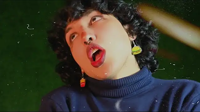 Snapshot of -BlueOpal- chatting on November 22, 2025, 7:57 pm -BlueOpal- online show from November 22, 2025, 7:57 pm