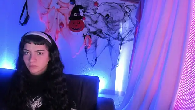 Snapshot of kitty__chs chatting on November 22, 2025, 1:10 pm kitty chs online show from November 22, 2025, 1:10 pm