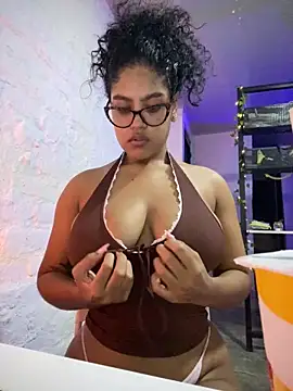 miiabrown18 online show from April 7, 2026, 1:29 am