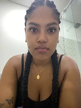 miiabrown18 online show from November 4, 2025, 11:58 am