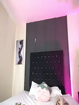 Snapshot of Kataaleya__12 chatting on November 7, 2025, 11:59 am Kataaleya 12 online show from November 7, 2025, 11:59 am