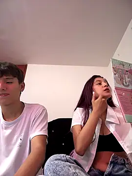 Snapshot of _Kinky69_ chatting on December 15, 2025, 9:09 pm Kinky69 online show from December 15, 2025, 9:09 pm