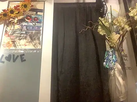 blondebarbiebae online show from April 10, 2026, 5:14 am