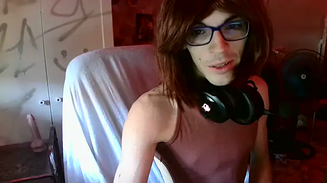 DairaxSissy  online show from September 29, 2025, 10:33 am