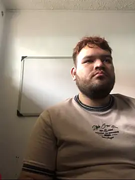 Snapshot of big_bearr chatting on November 13, 2025, 12:42 pm big bearr online show from November 13, 2025, 12:42 pm