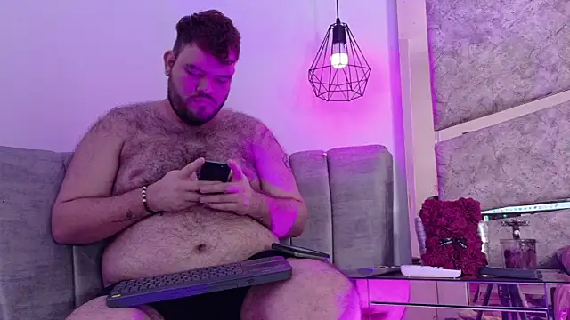 Snapshot of big_bearr chatting on November 20, 2025, 9:25 pm big bearr online show from November 20, 2025, 9:25 pm