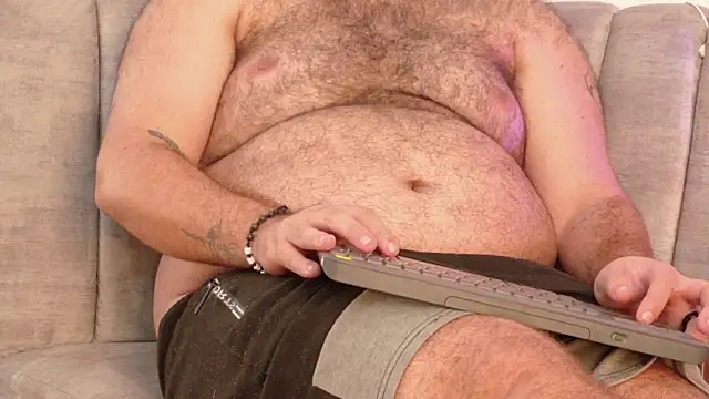 Snapshot of big_bearr chatting on November 24, 2025, 3:39 am big bearr online show from November 24, 2025, 3:39 am