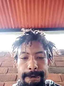 Snapshot of Goofygoody17 chatting on January 18, 2026, 8:40 am Goofygoody17 online show from January 18, 2026, 8:40 am