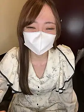 Snapshot of Moe_v_v chatting on October 25, 2025, 2:00 am Moe v v online show from October 25, 2025, 2:00 am