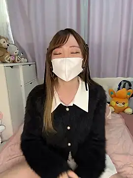 Snapshot of Moe_v_v chatting on October 12, 2025, 6:04 am Moe v v online show from October 12, 2025, 6:04 am