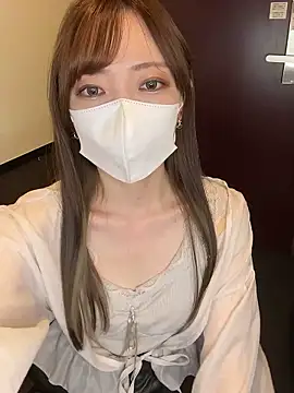 Snapshot of Moe_v_v chatting on October 2, 2025, 6:06 am Moe v v online show from October 2, 2025, 6:06 am