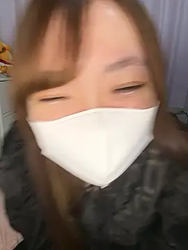 Snapshot of Moe_v_v chatting on November 25, 2025, 12:11 am Moe v v online show from November 25, 2025, 12:11 am