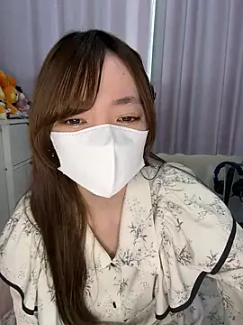 Snapshot of Moe_v_v chatting on November 28, 2025, 12:00 am Moe v v online show from November 28, 2025, 12:00 am