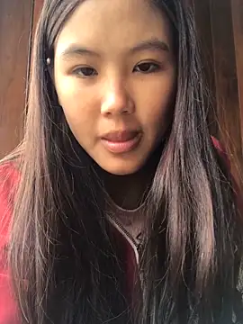 Mai lovely online show from November 19, 2025, 4:23 am