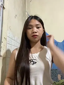 Mayy1 online show from May 11, 2026, 2:02 am