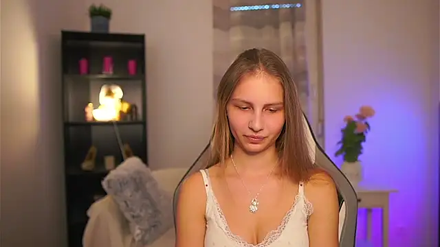 emmie murray online show from April 4, 2026, 1:50 pm