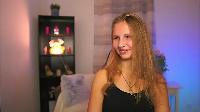 emmie murray online show from November 14, 2025, 2:21 pm