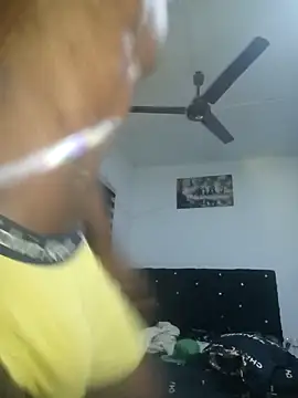 Snapshot of FilmableAntonym chatting on November 30, 2025, 2:56 am FilmableAntonym online show from November 30, 2025, 2:56 am