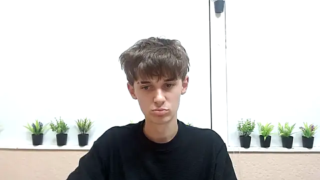 Snapshot of Hoot_Dude_ chatting on October 17, 2025, 3:03 pm Hoot Dude  online show from October 17, 2025, 3:03 pm