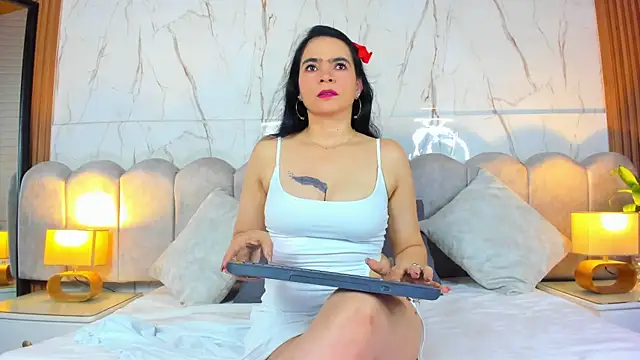 Samantha Fiire online show from June 1, 2026, 12:38 pm