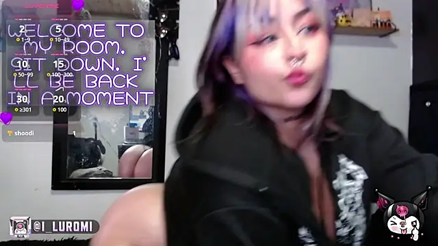 Iluromi online show from April 21, 2026, 2:01 pm