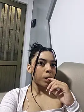 Snapshot of AriaBelles chatting on November 27, 2025, 10:16 am AriaBelles online show from November 27, 2025, 10:16 am