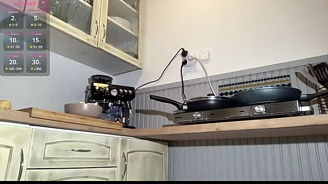 Snapshot of vani_vibez chatting on November 30, 2025, 5:03 pm vani vibez online show from November 30, 2025, 5:03 pm