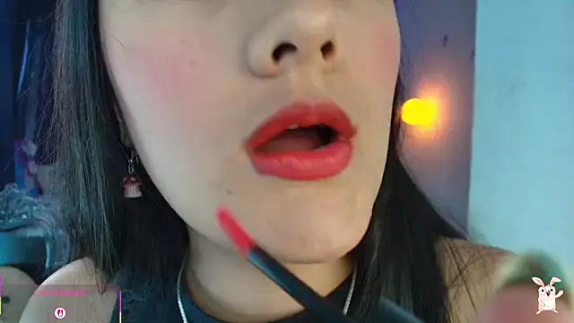 Hinata 21  online show from April 13, 2026, 9:08 pm