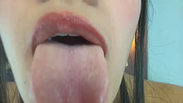 Hinata 21  online show from March 6, 2026, 8:59 pm