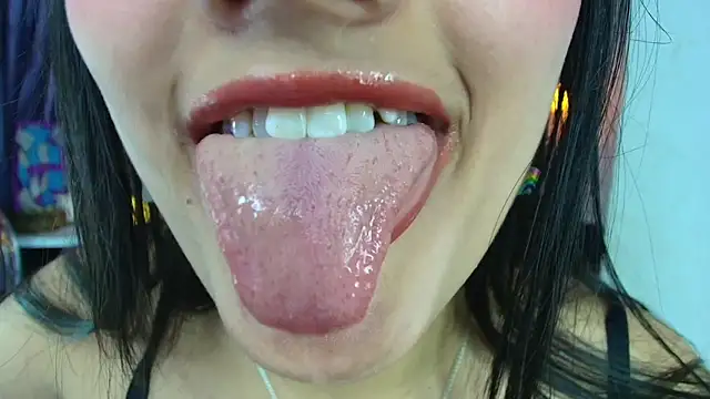 Hinata 21  online show from March 28, 2026, 5:36 pm