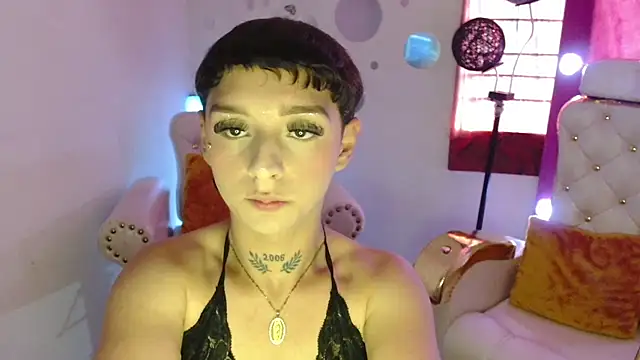 Snapshot of David_Fox01 chatting on November 21, 2025, 7:02 pm David Fox01 online show from November 21, 2025, 7:02 pm