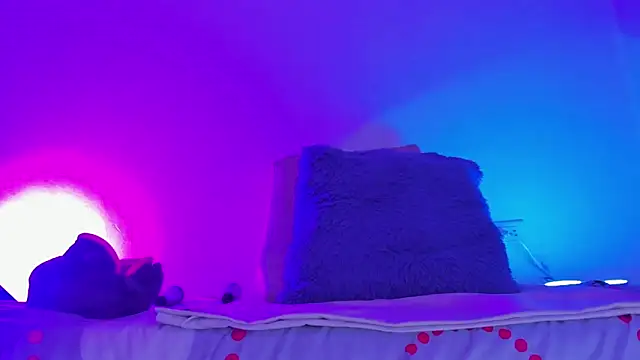 naty hot4uu online show from February 26, 2026, 7:08 am