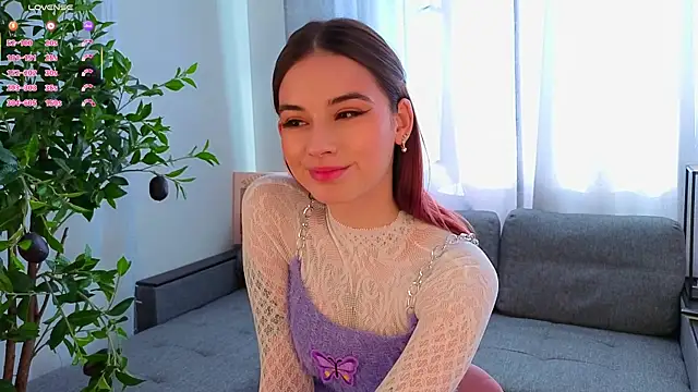 LunaraRada online show from March 20, 2026, 9:21 am