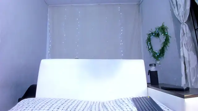 Snapshot of josesweet_ chatting on October 24, 2025, 11:04 pm josesweet  online show from October 24, 2025, 11:04 pm