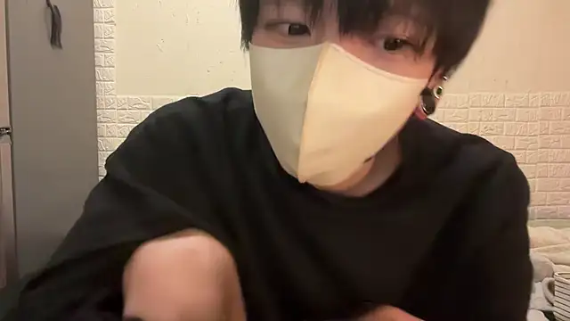 Snapshot of tora3220 chatting on November 19, 2025, 1:33 pm tora3220 online show from November 19, 2025, 1:33 pm