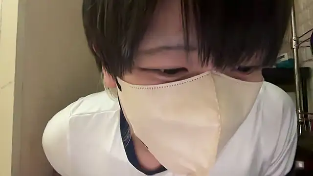 Snapshot of tora3220 chatting on October 28, 2025, 1:43 pm tora3220 online show from October 28, 2025, 1:43 pm