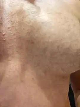 Ando1992 online show from November 12, 2025, 2:43 pm