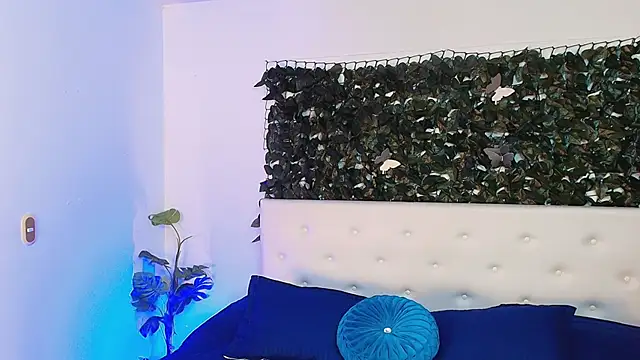 Snapshot of Axel_Draven chatting on October 21, 2025, 10:47 am Axel Draven online show from October 21, 2025, 10:47 am