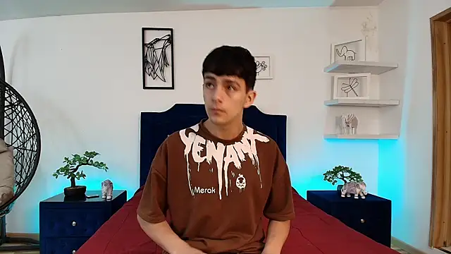 Snapshot of Axel_Draven chatting on October 4, 2025, 11:23 am Axel Draven online show from October 4, 2025, 11:23 am