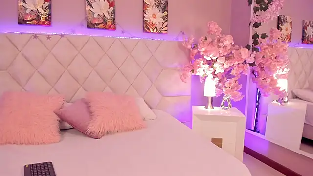 Charlotte hall  online show from March 4, 2026, 3:25 am