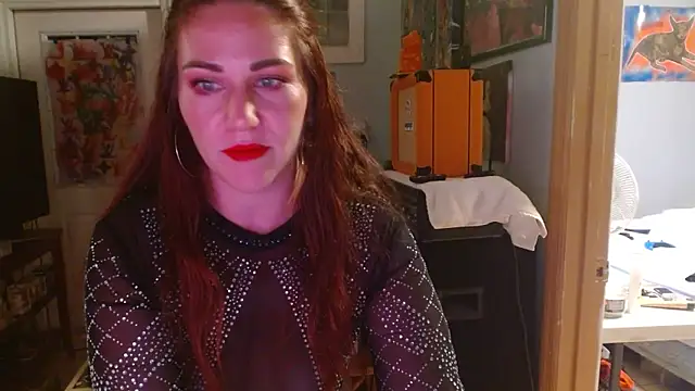 Snapshot of MeliSpice chatting on October 1, 2025, 12:27 am MeliSpice online show from October 1, 2025, 12:27 am