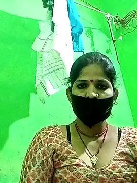 Snapshot of Cuty_nensi chatting on October 28, 2025, 5:50 am Cuty nensi online show from October 28, 2025, 5:50 am