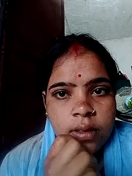 Snapshot of Cuty_nensi chatting on October 2, 2025, 12:58 am Cuty nensi online show from October 2, 2025, 12:58 am