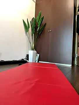 queen slave1221 online show from October 27, 2025, 2:12 am