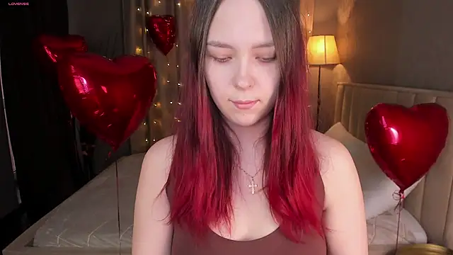 Monica  Queen online show from February 11, 2026, 5:29 am