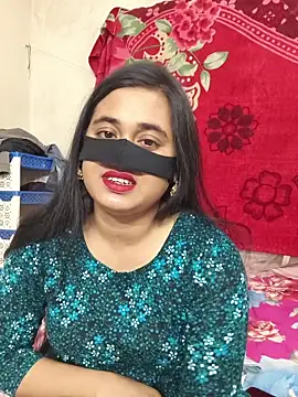 Love Queen11 online show from January 11, 2026, 4:25 pm