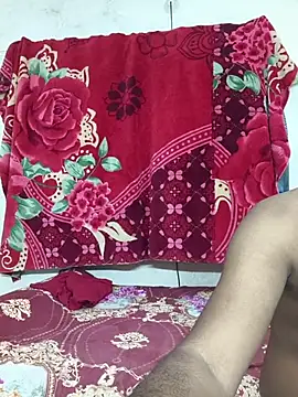 Snapshot of Love_Queen11 chatting on April 24, 2026, 3:58 pm Love Queen11 online show from April 24, 2026, 3:58 pm