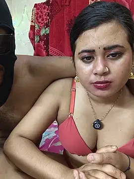 Snapshot of Love_Queen11 chatting on May 15, 2026, 8:51 pm Love Queen11 online show from May 15, 2026, 8:51 pm