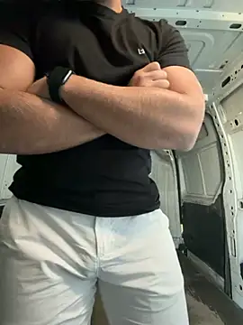 Snapshot of Italianofirenze chatting on October 2, 2025, 4:10 pm Italianofirenze online show from October 2, 2025, 4:10 pm