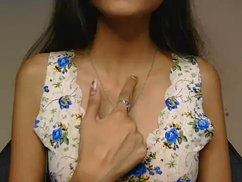 Tanvi-20 online show from November 20, 2025, 9:43 am